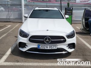 Mercedes-Benz E-Class E250 AMG Line 2023 года из Южной Кореи