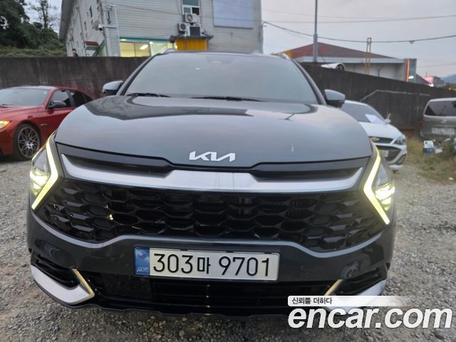 Kia Sportage Signature 2WD 2024 года из Кореи