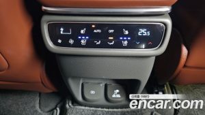 Genesis GV80 2.5T Бензин AWD 2024 года из Южной Кореи