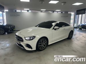 Mercedes-Benz E-Class E300d 4MATIC Coupe 2023 года из Южной Кореи