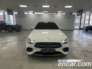 Mercedes-Benz E-Class E300d 4MATIC Coupe 2023 года из Южной Кореи