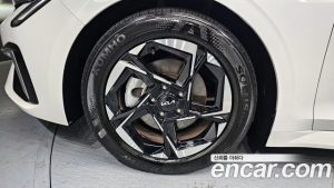 Kia K5 2.0 2024 года из Южной Кореи