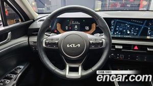 Kia K5 2.0 2024 года из Южной Кореи