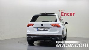 Volkswagen Tiguan 2.0 TDI Prestige 2023 года из Южной Кореи