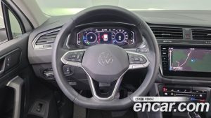 Volkswagen Tiguan 2.0 TDI Prestige 2023 года из Южной Кореи