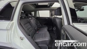 Volkswagen Tiguan 2.0 TDI Prestige 2023 года из Южной Кореи