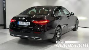 Mercedes-Benz C-Class C200 Avantgarde 2025 года из Южной Кореи