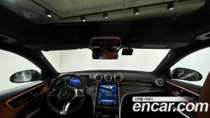 Mercedes-Benz C-Class C200 Avantgarde 2025 года из Южной Кореи