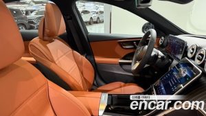 Mercedes-Benz C-Class C200 Avantgarde 2025 года из Южной Кореи