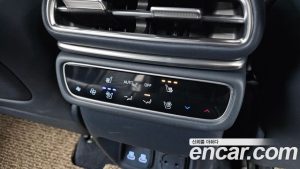 Genesis GV80 2.5T Бензин AWD 2024 года из Южной Кореи
