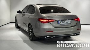 Mercedes-Benz C-Class C300 4MATIC Avantgarde 2024 года из Южной Кореи
