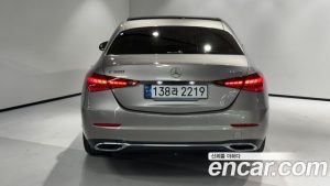 Mercedes-Benz C-Class C300 4MATIC Avantgarde 2024 года из Южной Кореи