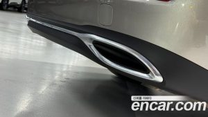 Mercedes-Benz C-Class C300 4MATIC Avantgarde 2024 года из Южной Кореи
