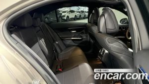 Mercedes-Benz C-Class C300 4MATIC Avantgarde 2024 года из Южной Кореи