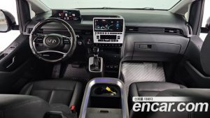 Hyundai Staria Wagon 5 2024 года из Южной Кореи
