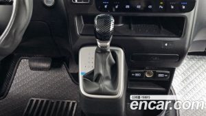 Hyundai Staria Wagon 5 2024 года из Южной Кореи
