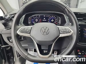 Volkswagen Tiguan 2.0 TDI Prestige 2022 года из Южной Кореи