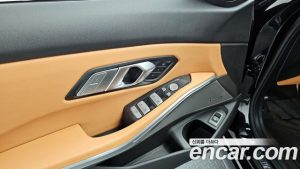 BMW 3-Series 320i M Sport 2024 года из Южной Кореи