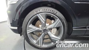 Genesis GV80 2.5T Бензин AWD 2024 года из Южной Кореи