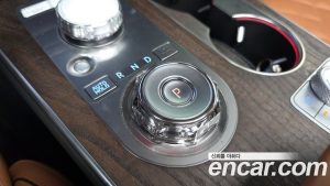 Genesis GV80 2.5T Бензин AWD 2024 года из Южной Кореи