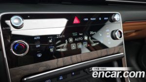 Genesis GV80 2.5T Бензин AWD 2024 года из Южной Кореи