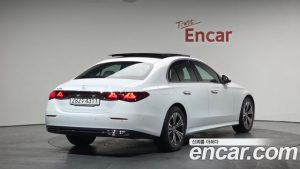 Mercedes-Benz E-Class E200 Avantgarde 2025 года из Южной Кореи