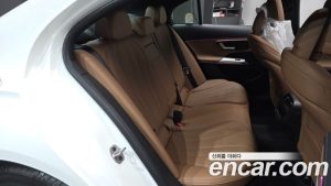 Mercedes-Benz E-Class E200 Avantgarde 2025 года из Южной Кореи