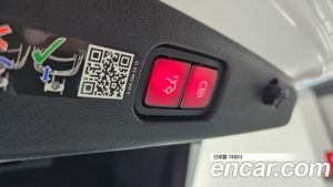 Mercedes-Benz E-Class E200 Avantgarde 2025 года из Южной Кореи