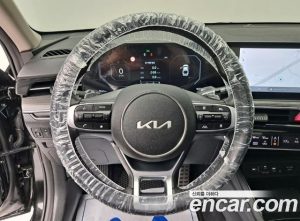 Kia K5 2.0 2024 года из Южной Кореи