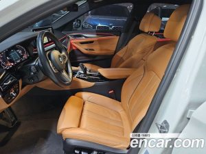 BMW 5-Series 520i M Sport 2023 года из Южной Кореи