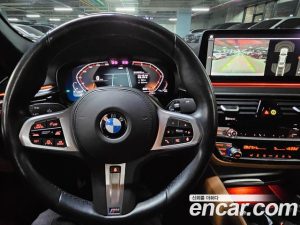 BMW 5-Series 520i M Sport 2023 года из Южной Кореи