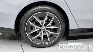 BMW 5-Series 520i M Sport 2025 года из Южной Кореи