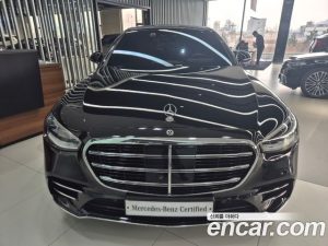 Mercedes-Benz S-Class S500L 4MATIC 2025 года из Южной Кореи
