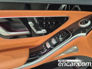 Mercedes-Benz S-Class S500L 4MATIC 2025 года из Южной Кореи