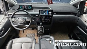 Hyundai Staria HEV 1.6 Wagon 5 2025 года из Южной Кореи