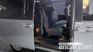 Hyundai Staria HEV 1.6 Wagon 5 2025 года из Южной Кореи