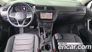 Volkswagen Tiguan 2.0 TDI 4 Prestige 2023 года из Южной Кореи
