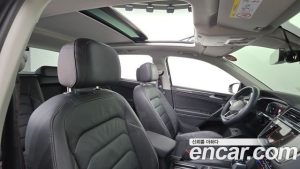 Volkswagen Tiguan 2.0 TDI 4 Prestige 2023 года из Южной Кореи