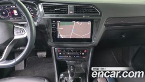 Volkswagen Tiguan 2.0 TDI 4 Prestige 2023 года из Южной Кореи