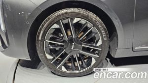 Kia K8 Signature 2025 года из Южной Кореи