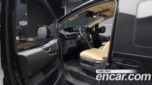 Hyundai Staria L3.5 Tourer 9-Seater 2025 года из Южной Кореи
