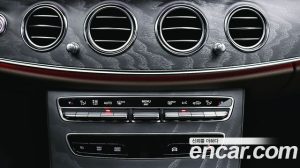 Mercedes-Benz E-Class E350 4MATIC Exclusive 2023 года из Южной Кореи