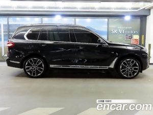 BMW X7 xDrive 40i M Sport 7-Seater 2024 года из Южной Кореи