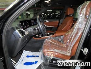 BMW X7 xDrive 40i M Sport 7-Seater 2024 года из Южной Кореи