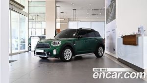 Mini Countryman CLASSIC Plus COMFORT PACK 2023 года из Южной Кореи