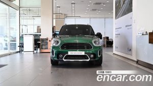 Mini Countryman CLASSIC Plus COMFORT PACK 2023 года из Южной Кореи