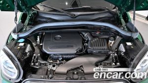 Mini Countryman CLASSIC Plus COMFORT PACK 2023 года из Южной Кореи