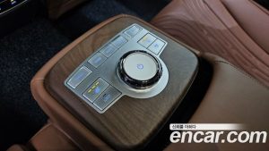 Genesis G80 Бензин 2.5 Turbo AWD 2024 года из Южной Кореи