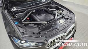 BMW X6 xDrive40i M Sport 2025 года из Южной Кореи