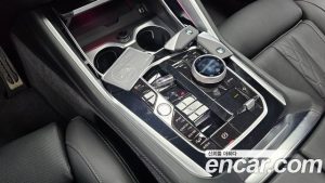 BMW X6 xDrive40i M Sport 2025 года из Южной Кореи